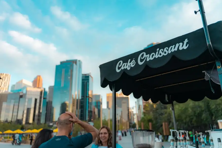 Café Croissant, photo de reportage